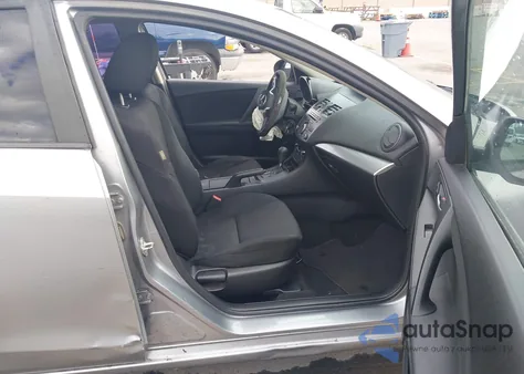 2013 Mazda Mazda3 I Sv z USA, uszkodzony, nr VIN JM1BL1TG5D1821092